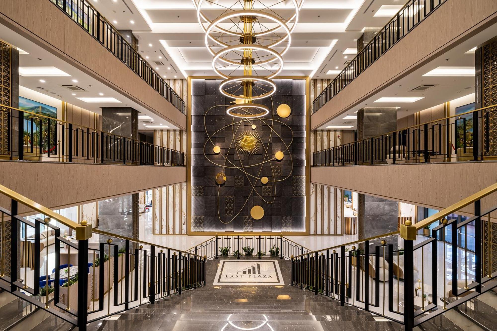 East Plaza Hotel